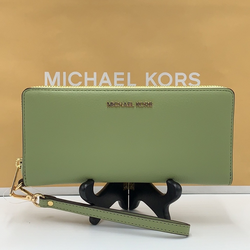 MICHAEL KORS Leather Continental Wristlet Phone Case Wallet Light Sage NWT
